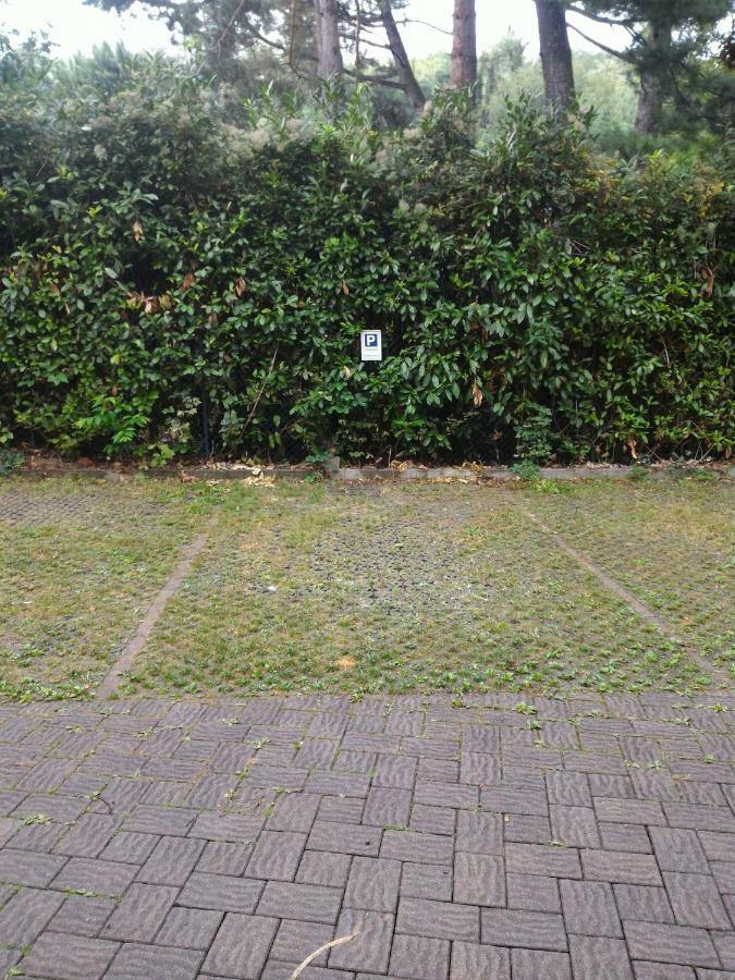 Apartamento Il Gelsomino Villa Guardia Exterior foto